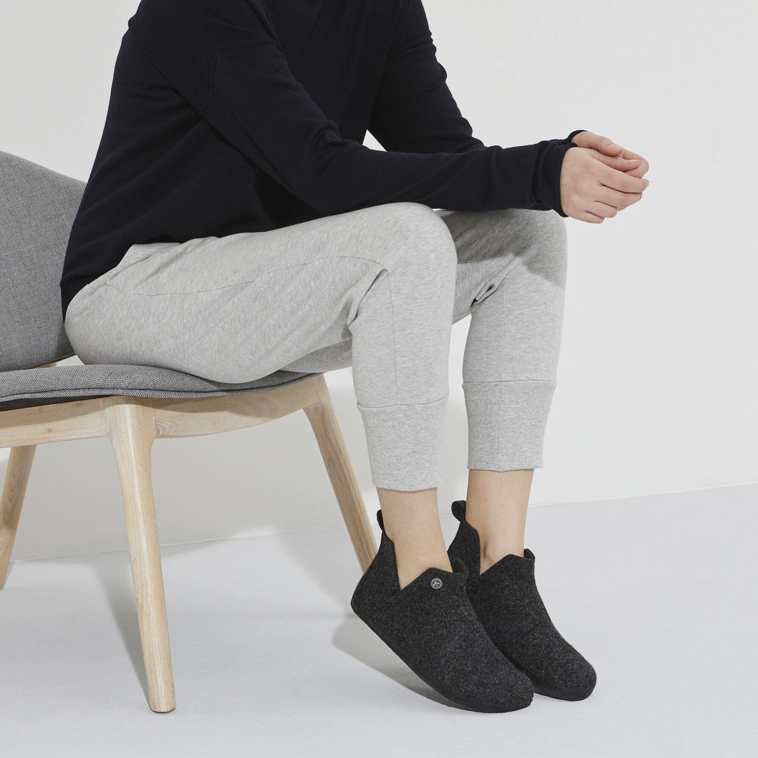 Birkenstock Andermatt Shearling Wool Felt Anthracite 16 Birkenstock Andermatt Shearling Wool Felt Anthracite - Image 16