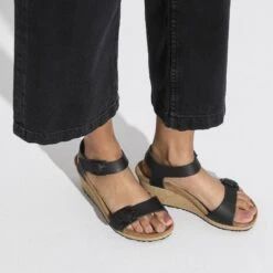 Soley Leather Black -Birkenstock Sale Store 1018522 f closeup f