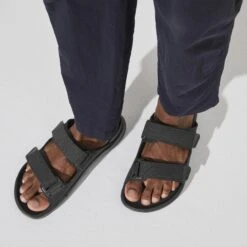 Birkenstock Atacama Men Birko-Flor Futura Black 13 Birkenstock Atacama Men Birko-Flor Futura Black -Birkenstock Sale Store 1019173 f closeup m