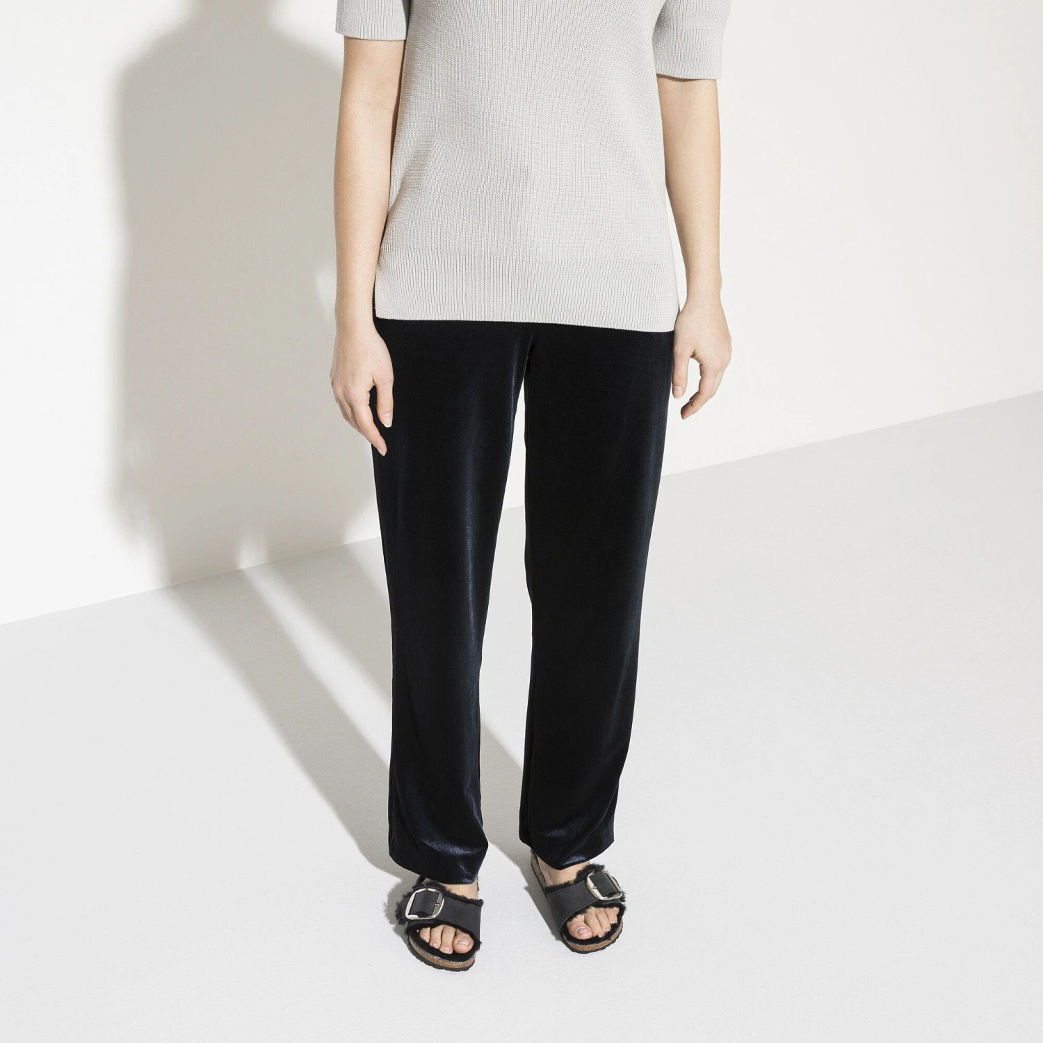 Birkenstock Madrid Big Buckle Shearling Oiled Leather Black 10 Birkenstock Madrid Big Buckle Shearling Oiled Leather Black - Image 10