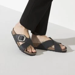 Birkenstock Siena Big Buckle Oiled Leather Black -Birkenstock Sale Store 1020156 f closeup f