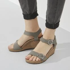 Soley Nubuck Leather Dove Gray 11 Soley Nubuck Leather Dove Gray -Birkenstock Sale Store 1022835 f closeup f