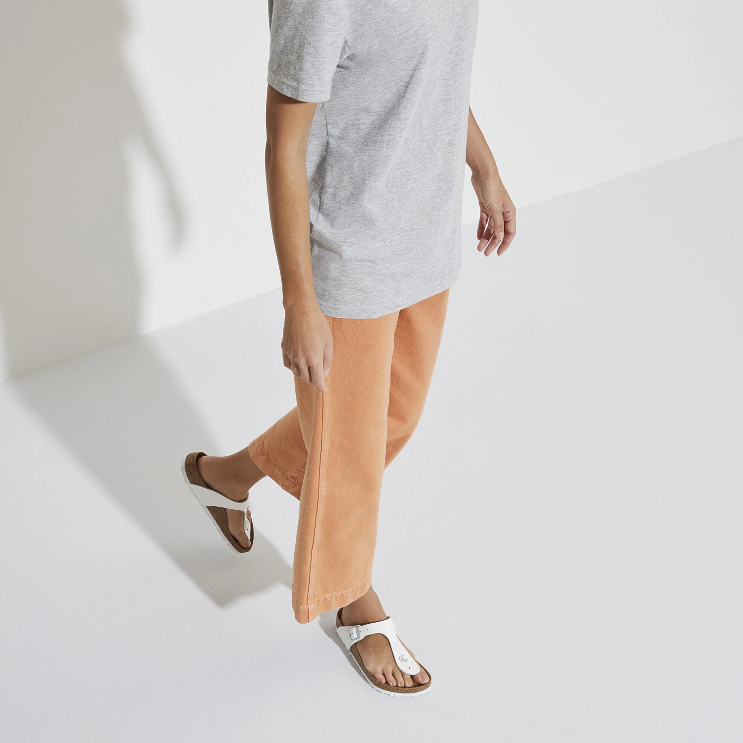 Birkenstock Gizeh Leather White 4 Birkenstock Gizeh Leather White - Image 4