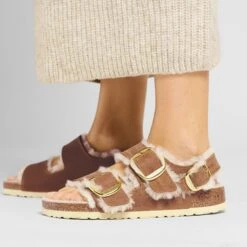 Birkenstock Milano Big Buckle Shearling Oiled Leather Cognac 12 Birkenstock Milano Big Buckle Shearling Oiled Leather Cognac -Birkenstock Sale Store 1025379 f closeup f