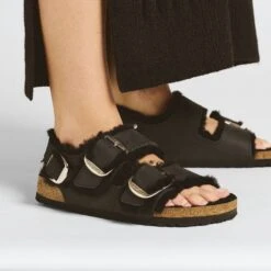 Birkenstock Milano Big Buckle Shearling Oiled Leather Black 13 Birkenstock Milano Big Buckle Shearling Oiled Leather Black -Birkenstock Sale Store 1025414 f closeup f