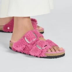 Birkenstock Arizona Big Buckle Shearling Fuchsia Tulip -Birkenstock Sale Store 1025535 f closeup f