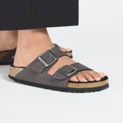 Birkenstock Arizona Shearling Synthetics Desert Dust Black 23 Birkenstock Arizona Shearling Synthetics Desert Dust Black -Birkenstock Sale Store 1025602 f closeup f