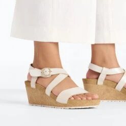 Sibyl Nubuck Leather Metallic Silver 11 Sibyl Nubuck Leather Metallic Silver -Birkenstock Sale Store 1026933 f closeup f