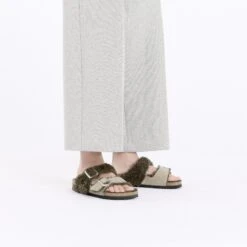 Birkenstock Arizona Teddy Split Suede Leather-Shearling Concrete Gray/ Stone Coin -Birkenstock Sale Store 1027882 f look f