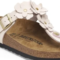 Birkenstock Gizeh Flower Leather Light Rose -Birkenstock Sale Store 1029287 detail 1