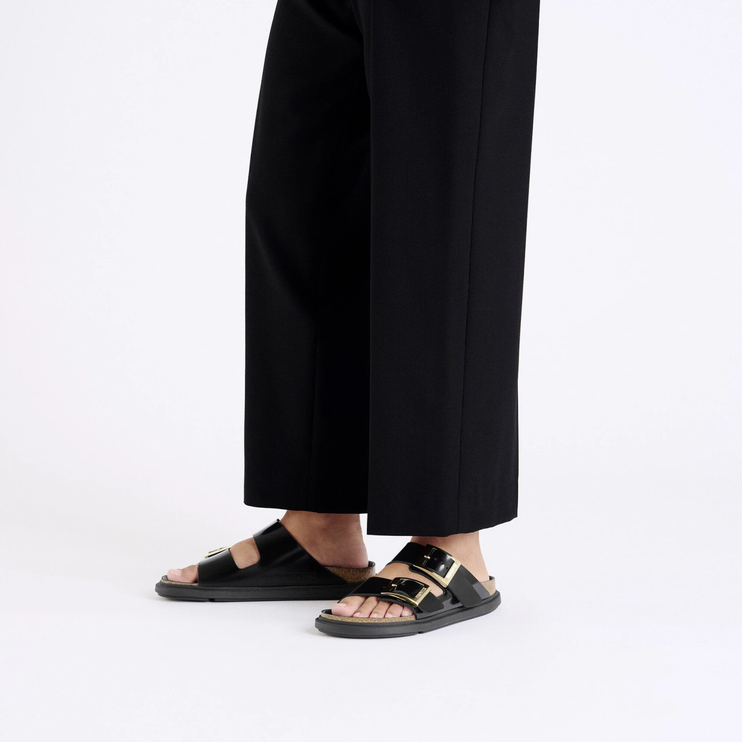 Birkenstock Arizona Droplet Buckle Natural Leather Patent High Shine Black 5 Birkenstock Arizona Droplet Buckle Natural Leather Patent High Shine Black - Image 5