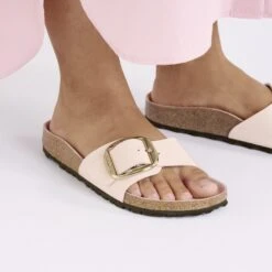 Birkenstock Madrid Big Buckle Natural Leather Patent High-Shine Light Rose 14 Birkenstock Madrid Big Buckle Natural Leather Patent High-Shine Light Rose -Birkenstock Sale Store 1029421 f closeup f