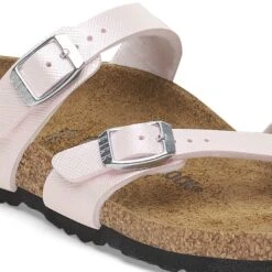 Birkenstock Mayari Kids Birko-Flor Embossed Saffiano Iridescent Light Rose 9 Birkenstock Mayari Kids Birko-Flor Embossed Saffiano Iridescent Light Rose -Birkenstock Sale Store 1029533 detail 1