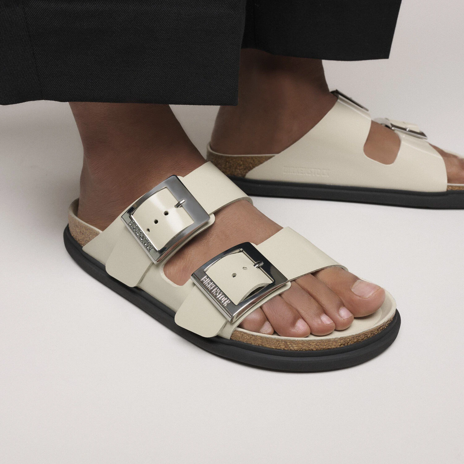 Birkenstock Arizona Droplet Buckle Natural Leather Patent High Shine Oyster 6 Birkenstock Arizona Droplet Buckle Natural Leather Patent High Shine Oyster - Image 6