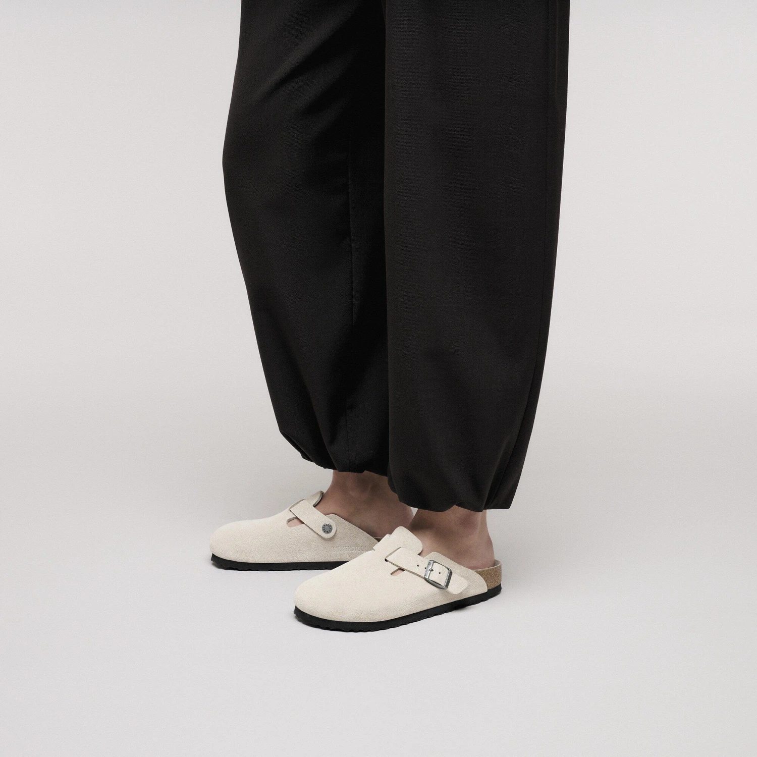 Birkenstock Boston Soft Footbed Suede Leather Oyster Tonal 7 Birkenstock Boston Soft Footbed Suede Leather Oyster Tonal - Image 7