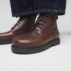 Birkenstock Highwood Lace Mid Men Waterproof Leather Chocolate -Birkenstock Sale Store 1030961 f closeup f